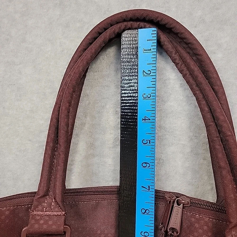Herschel Supply Company Strand Duffle Sprout Diaper Bag Dot Burgundy +Change Pad
